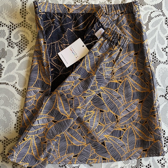 Compania Fantástica Casual Skirt - Picture 4 of 5